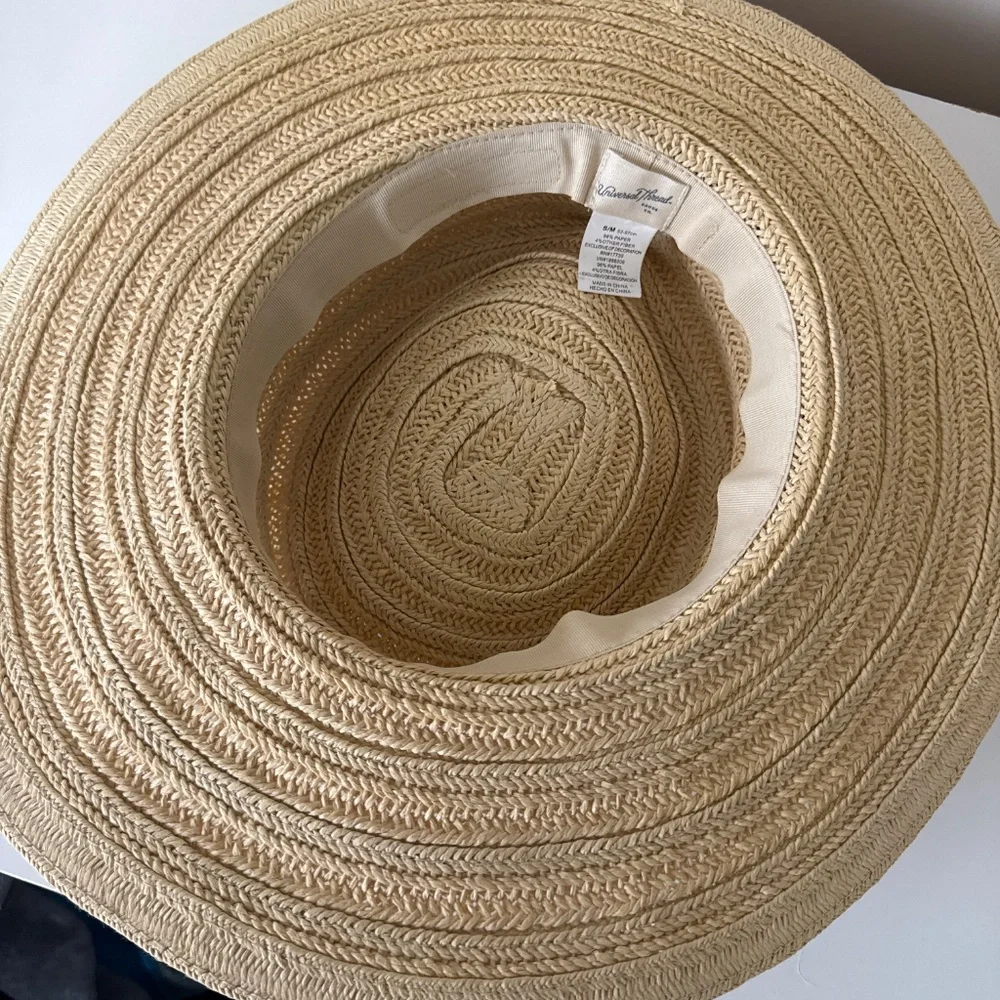 Universal Thread sun hat. - Picture 2 of 2